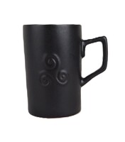 Mug Noire triskell-intr bleu -3